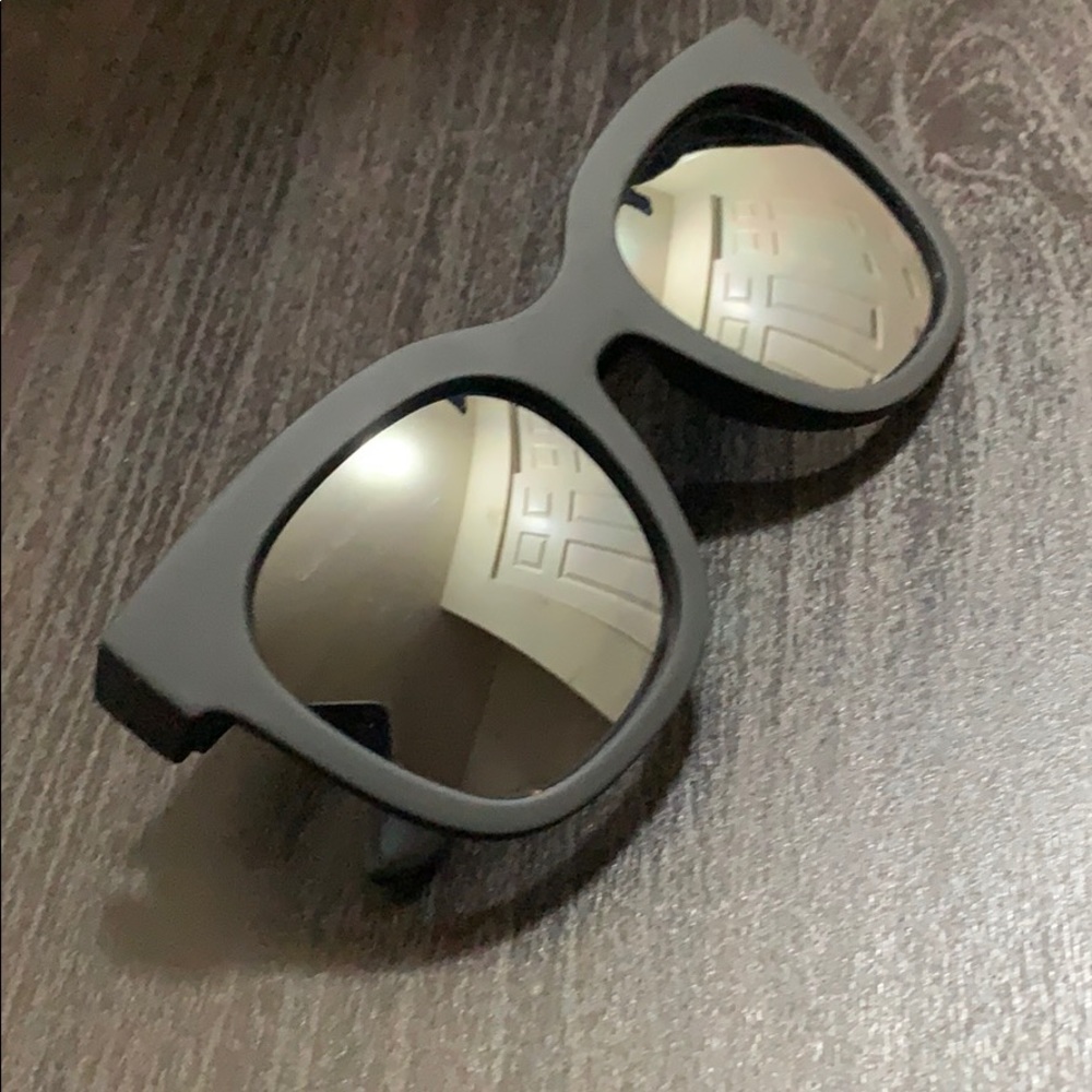 Quay Mirror Sunglasses